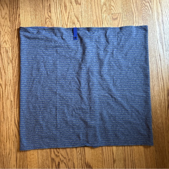 Lululemon Vinyasa Scarf Parallel Stripe Pigment Blue Gray Grey Rulu Wrap - Picture 3 of 9